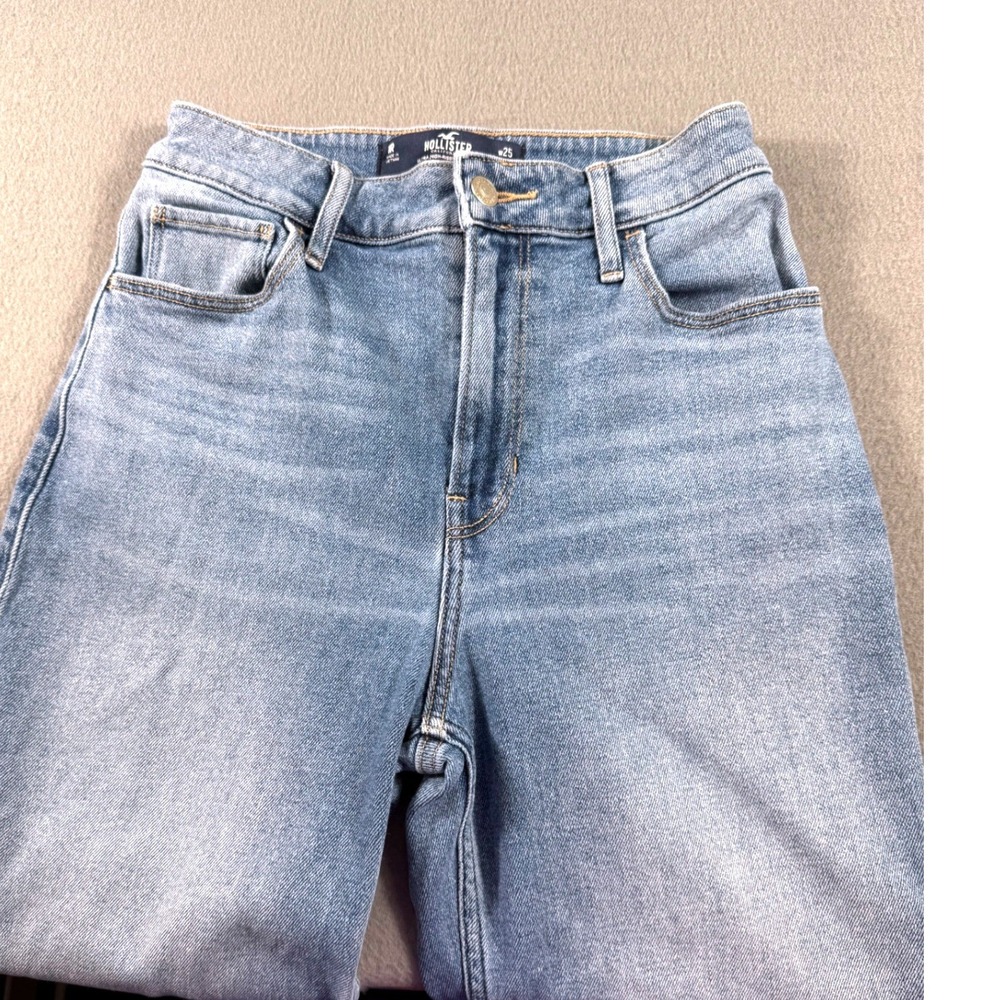 Hollister Dad Jeans Ultra High Rise Light Wash Straight Leg W25 L31 Casual - Picture 3 of 12